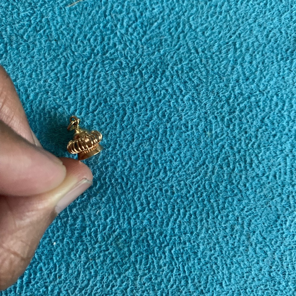 18k Solid Gold Charm - image 2